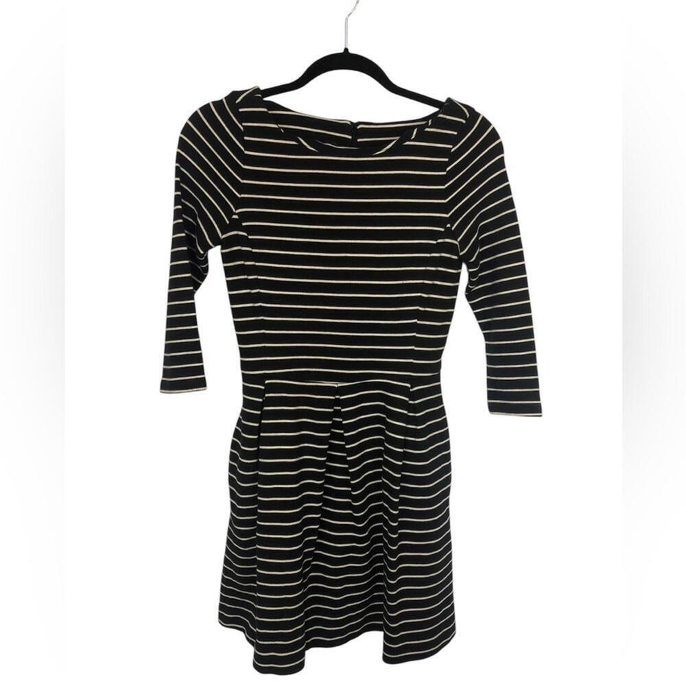 Banana Republic Navy Striped Dress Wide Round Neck Box Pleat Skirt 3/4 Sleeve